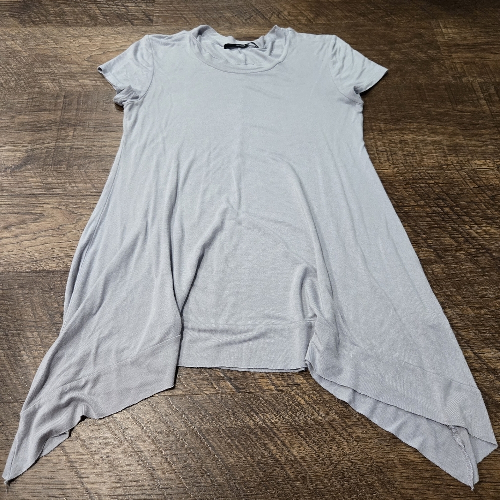 South Grand Gray Tunic Tee Shirt Casual Flowy Top Shark Bite Hem Short Sleeve S
